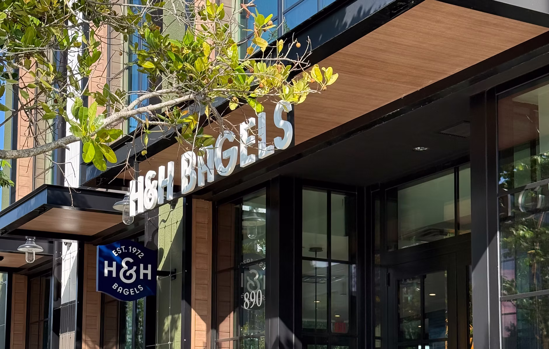 H&H Bagels Makes its West Palm Beach Debut